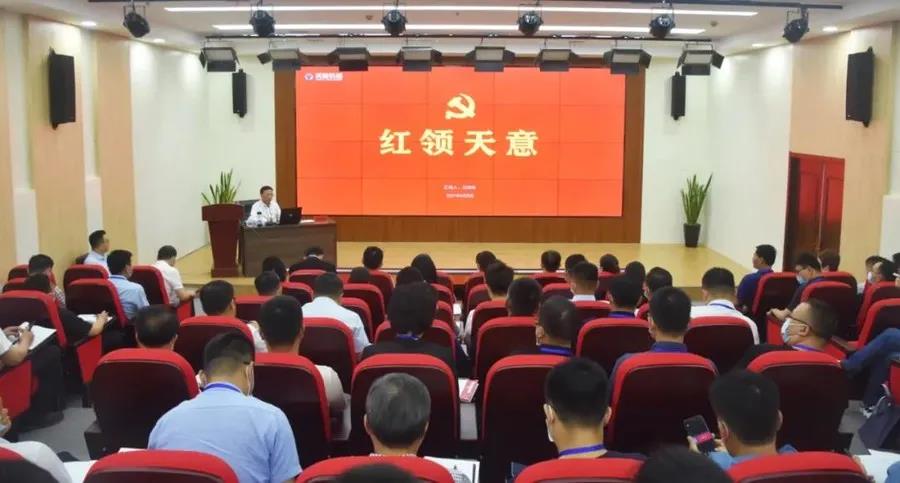 乘風(fēng)破浪 筑夢(mèng)前行丨2021感謝有你，2022砥礪前行！